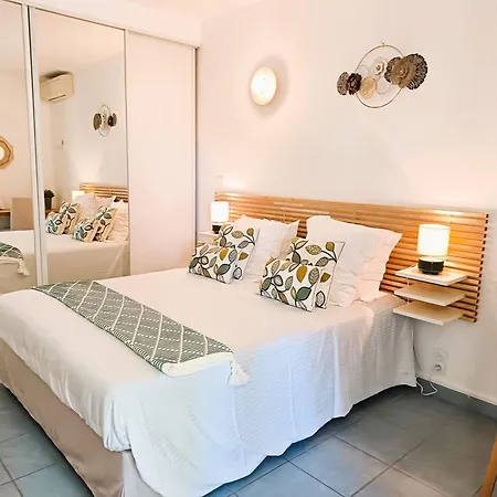 Hotel Le Mediterranee Hyeres Exterior photo